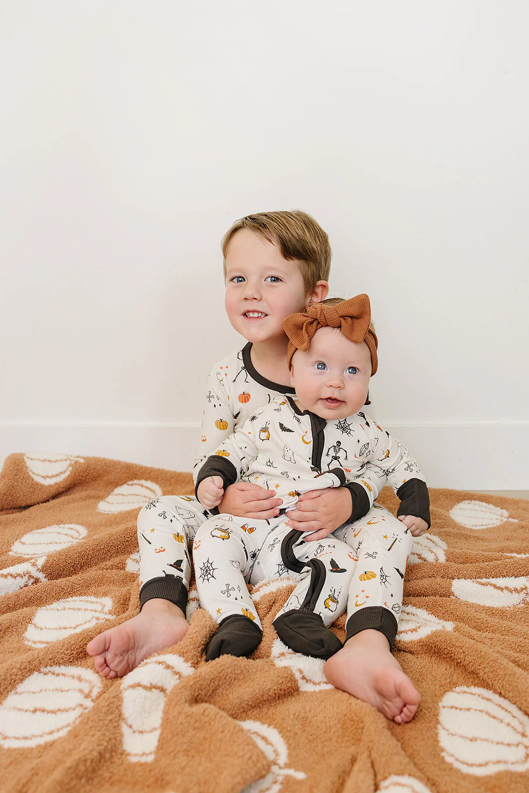 Mebie Baby Plush Adult Blanket || Pumpkin