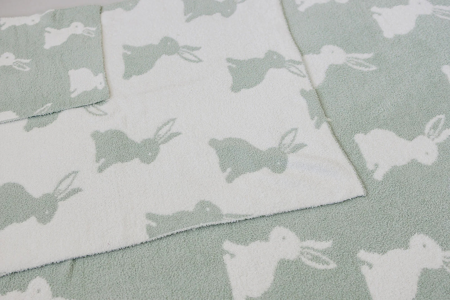 Mebie Baby Plush Blanket || Bunny