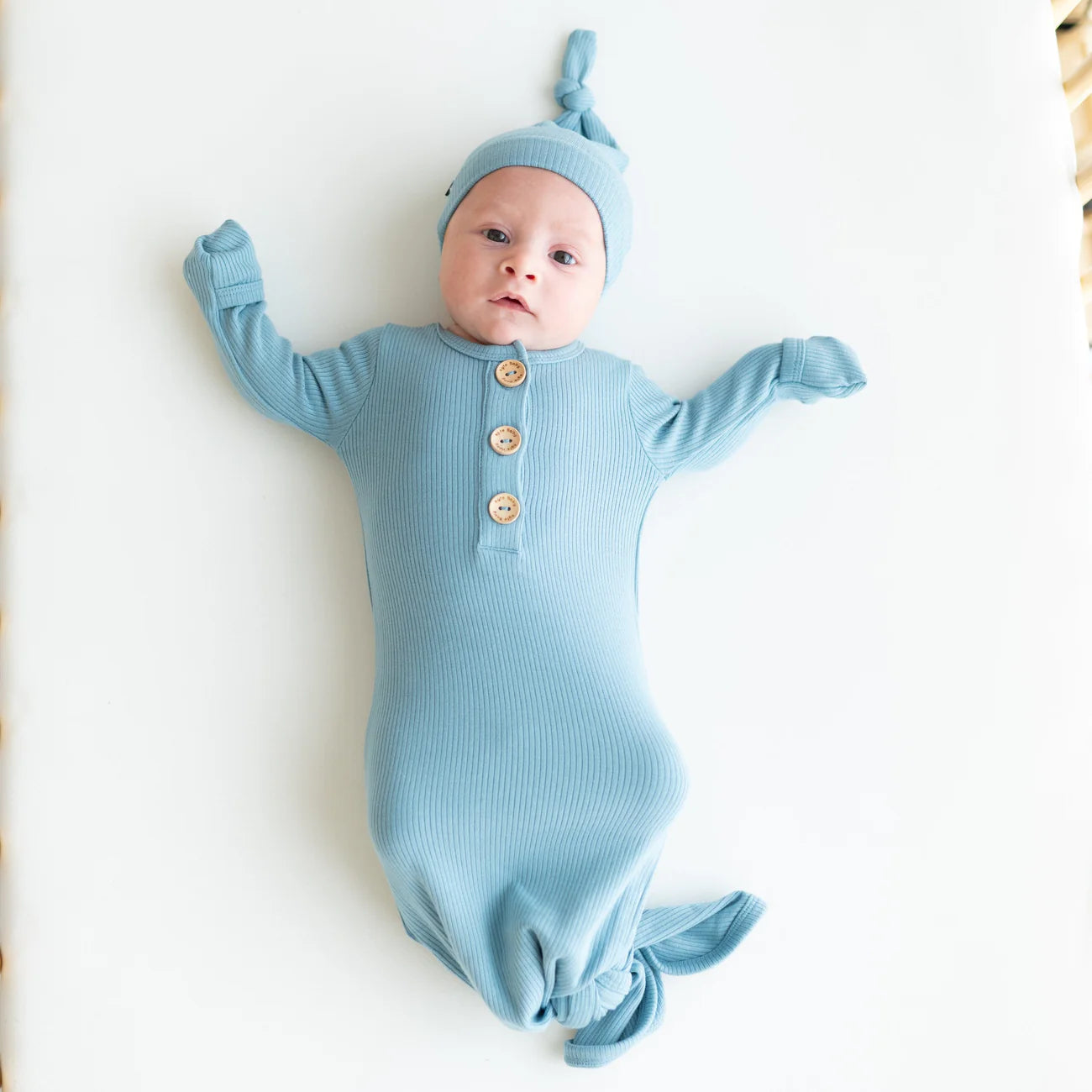 Kyte Baby Ribbed Knotted Gown with Hat Set || Dusty Blue