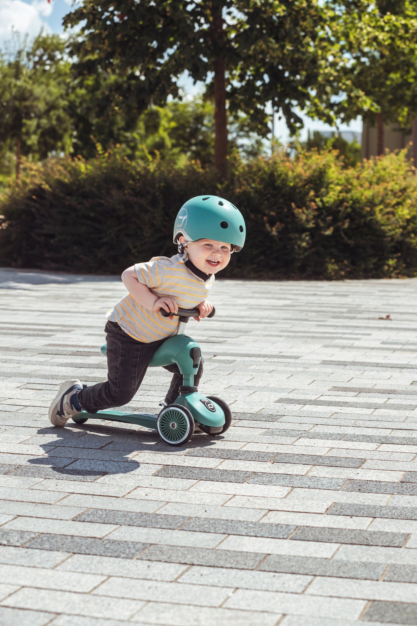 Scoot & Ride Helmet || Forest