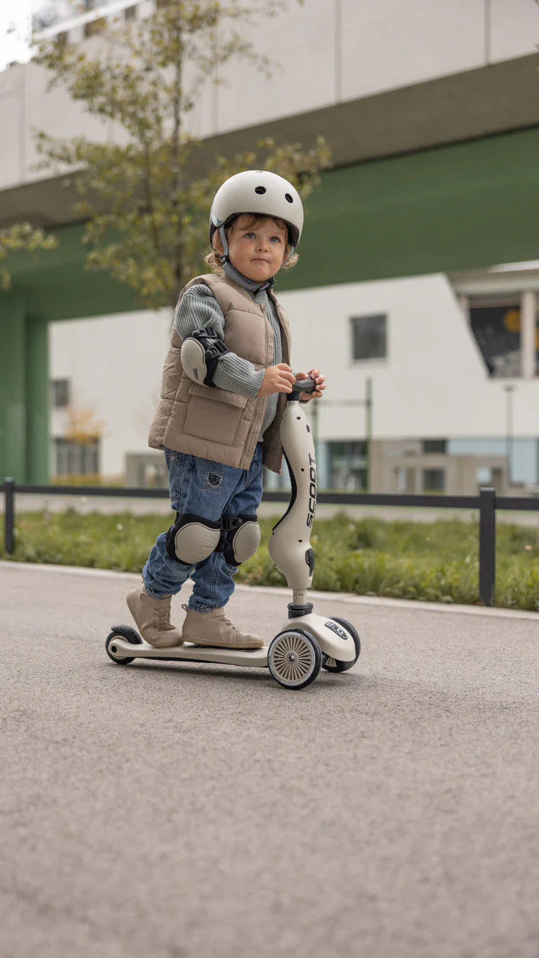 Scoot & Ride Protective Set || Ash