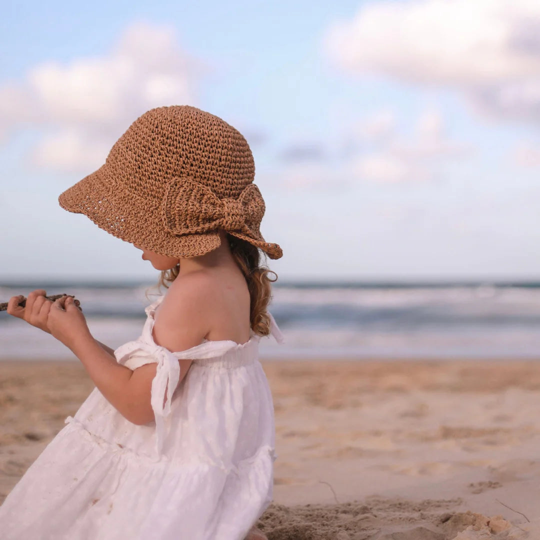 fini. The Label Bow Peep Straw Hat