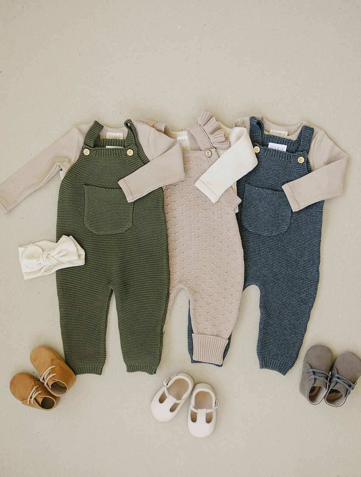 Mebie Baby Knit Overalls || Olive