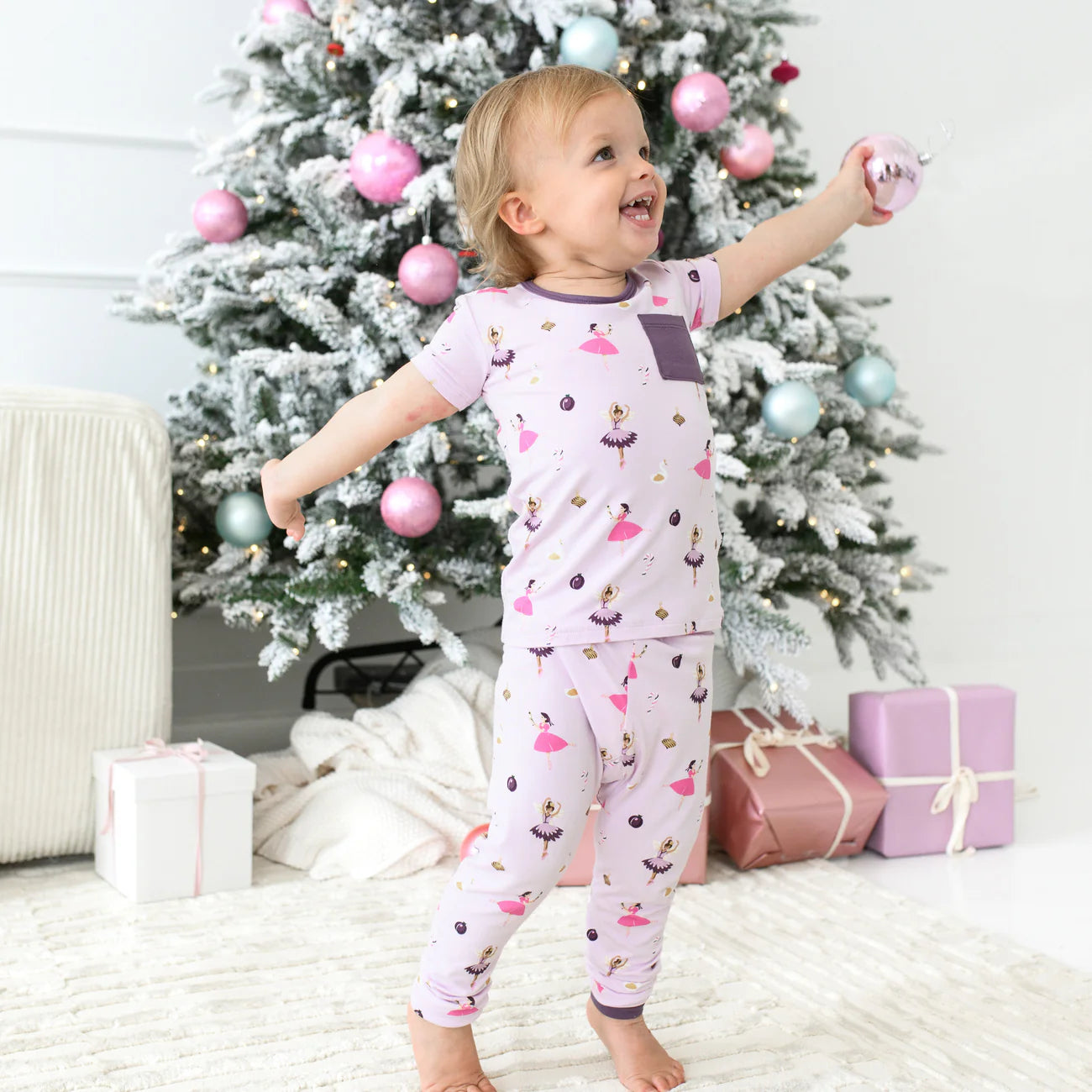 Kyte Baby Short Sleeve with Pants Pajamas || Sugar Plum