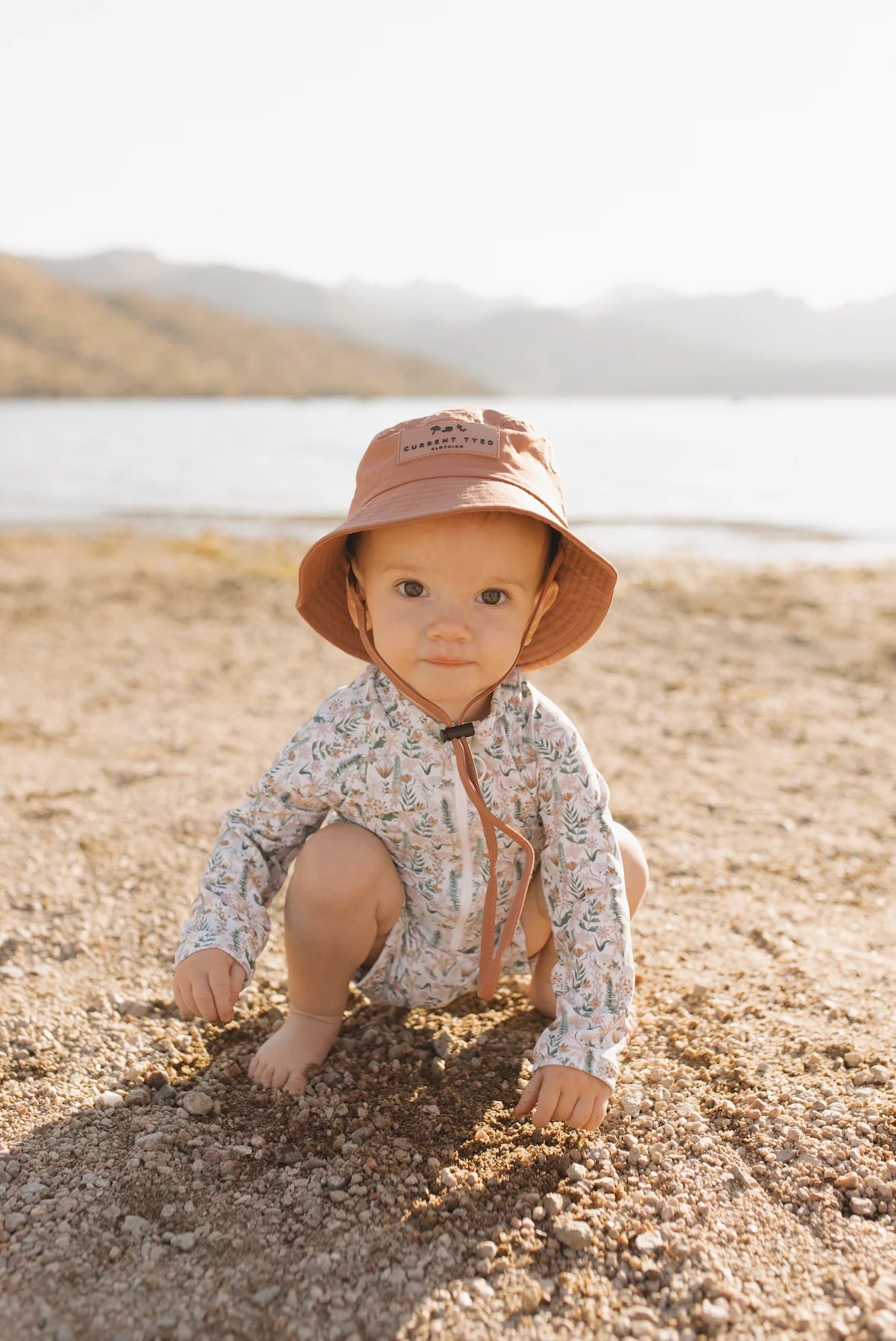 Current Tyed Waterproof Bucket Hat || Clay