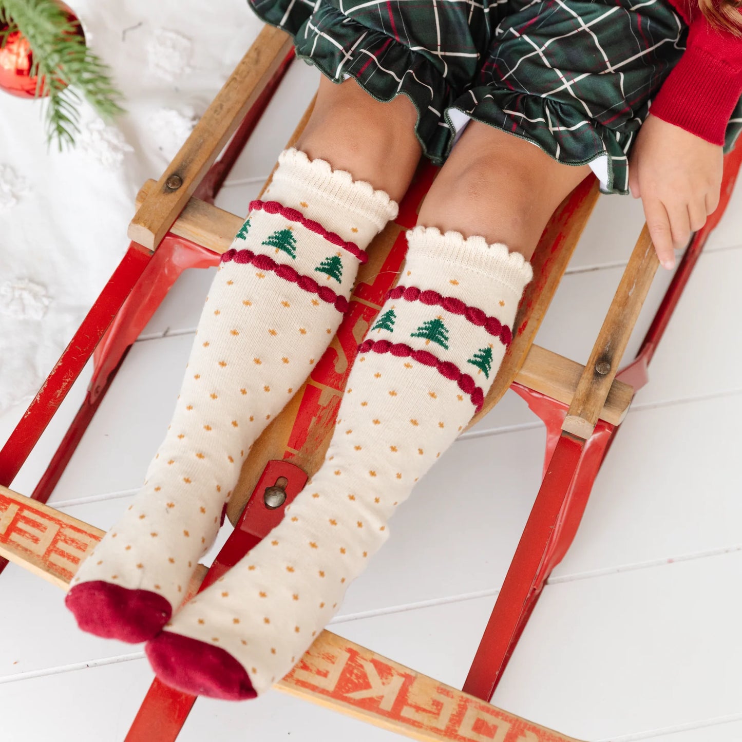 Little Stocking Co. Scalloped Knee High Socks || Tree Farm