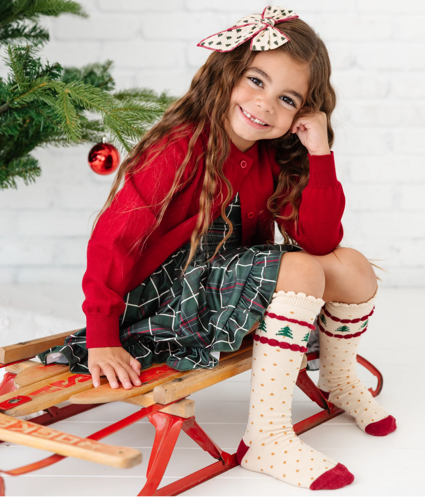 Little Stocking Co. Scalloped Knee High Socks || Tree Farm