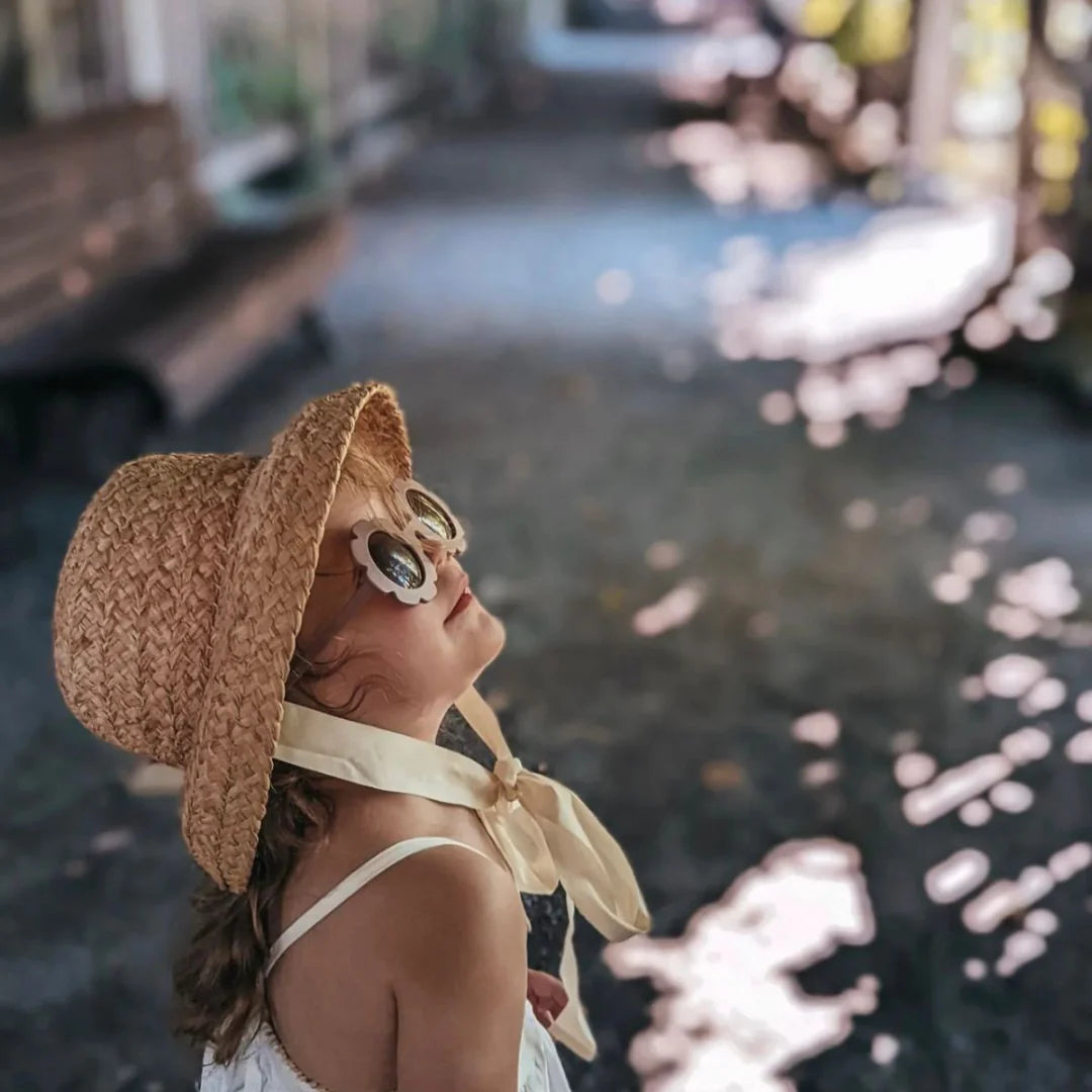 fini. The Label Vintage Straw Hat